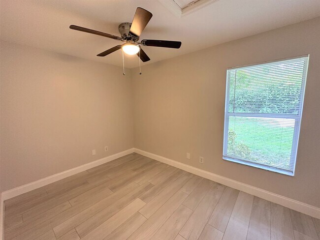 Building Photo - PB - Terrace Avenue Land Trust (2645 TA)