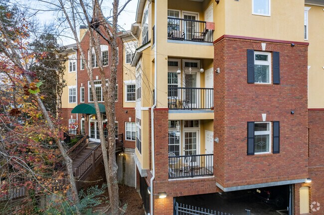 Building Photo - Brookside Garden Hills
