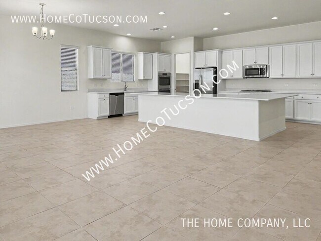 Building Photo - 38628 S Running Roses Ln