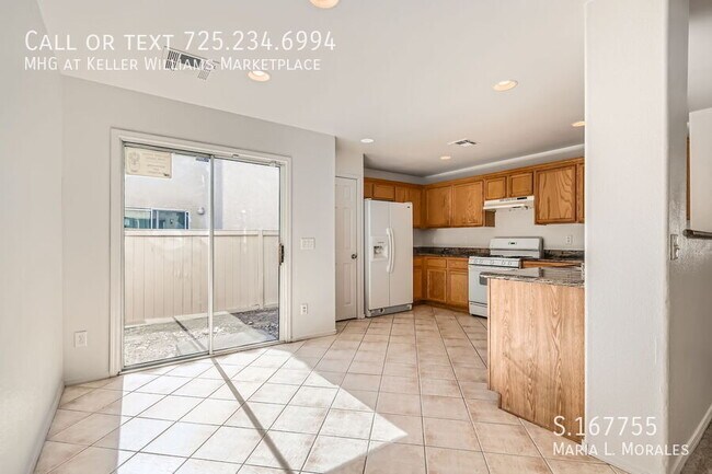Building Photo - 1081 Coronado Peak Ave