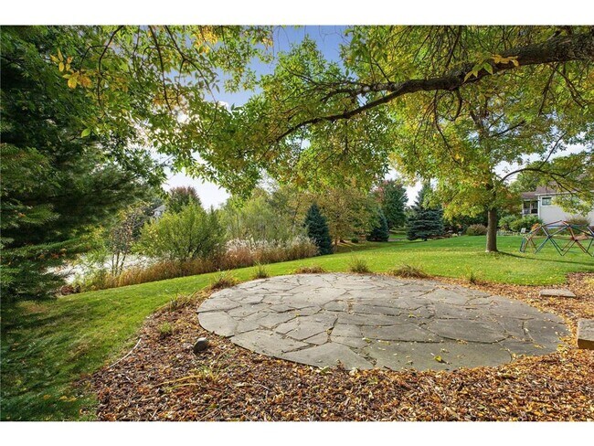 Building Photo - 8069 Enclave Bay