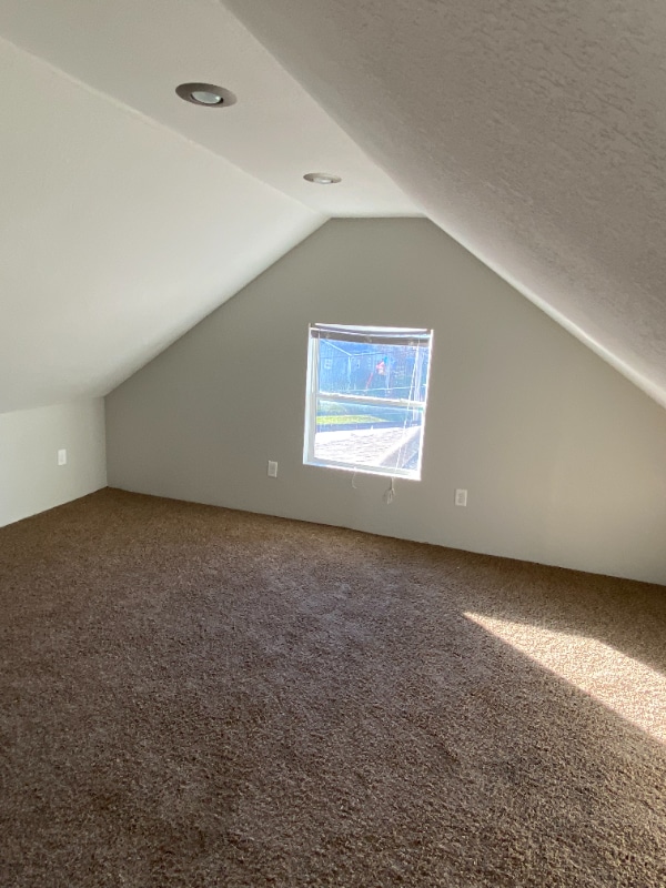 Building Photo - 3215 Schaeffer Dr SW