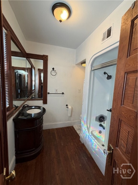 Building Photo - 228 E Henry St