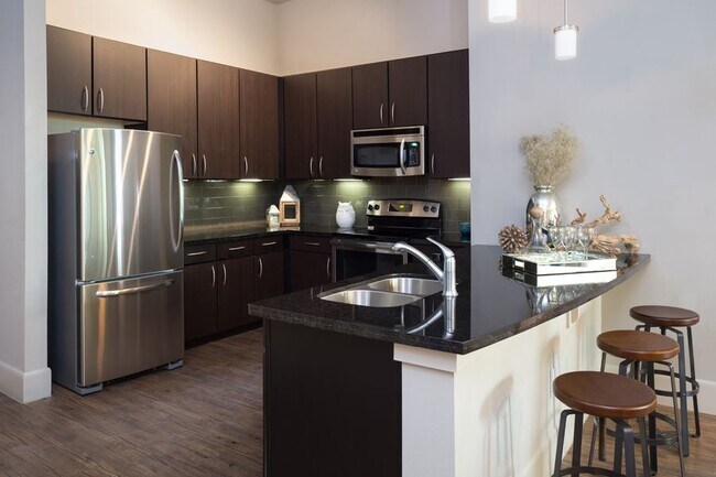 Building Photo - 1111 S Akard St