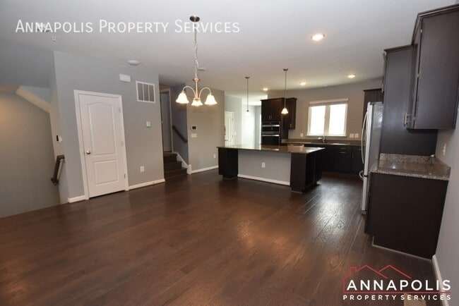 Building Photo - 7736 Cresap Ln