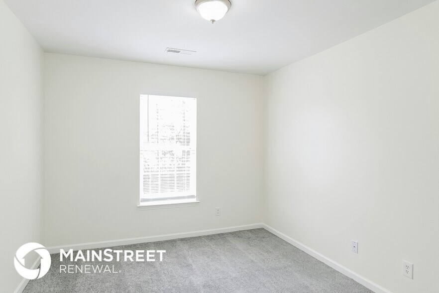 Building Photo - 1907 Foust Rd