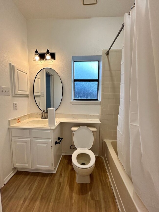 Building Photo - 1007 Dandelion Dr