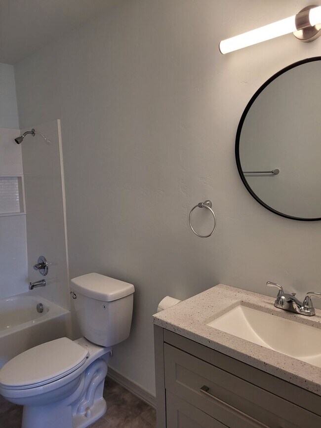 Building Photo - Brand New Construction Duplex