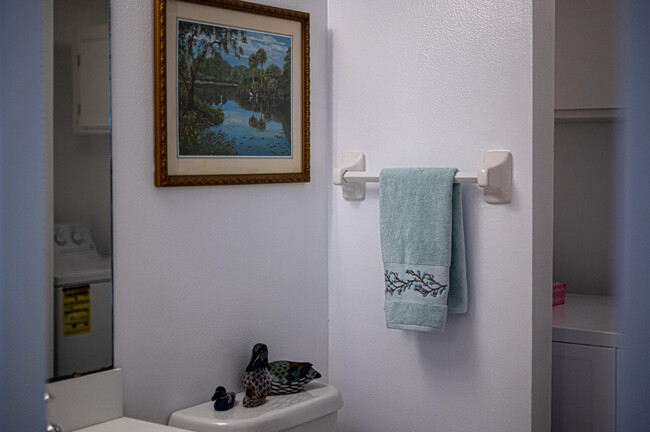 Building Photo - 3257 River Villa Way