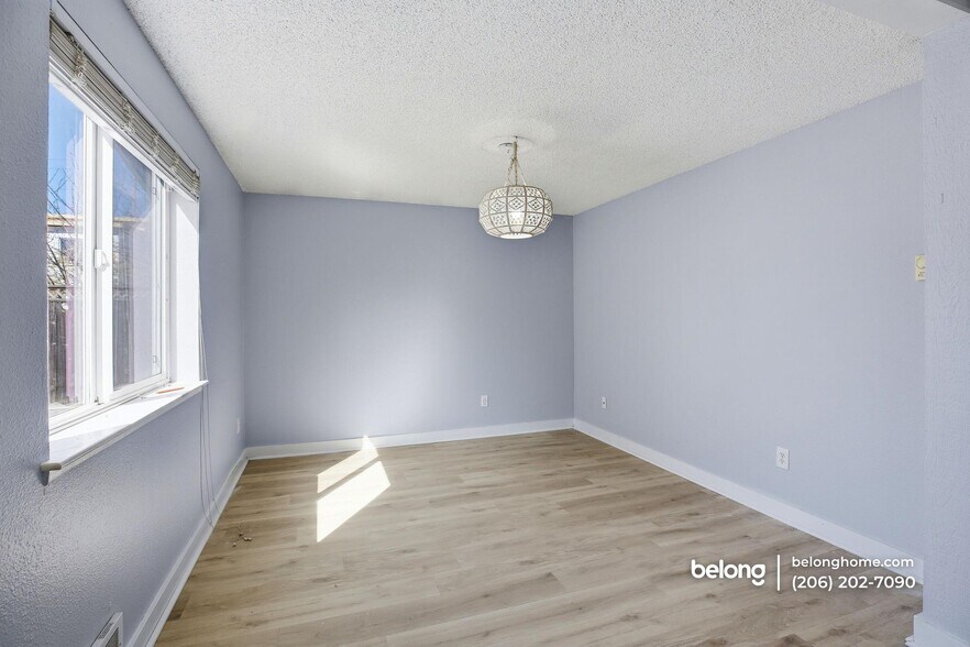 Building Photo - 9243 Palatine Ave N