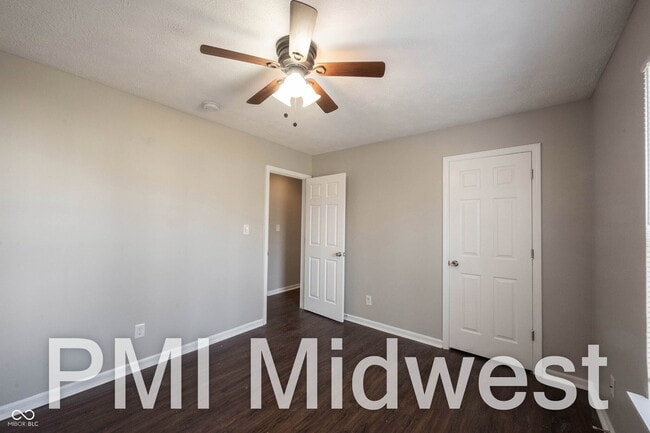 Building Photo - 1365 Mulberry St.