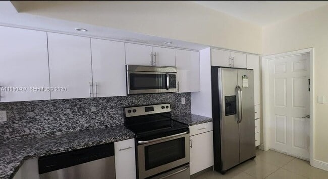 Building Photo - 11837 SW 100th St