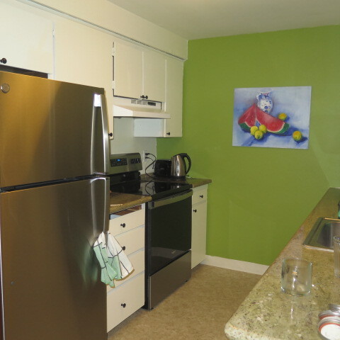 Building Photo - 1524 NE Junior St