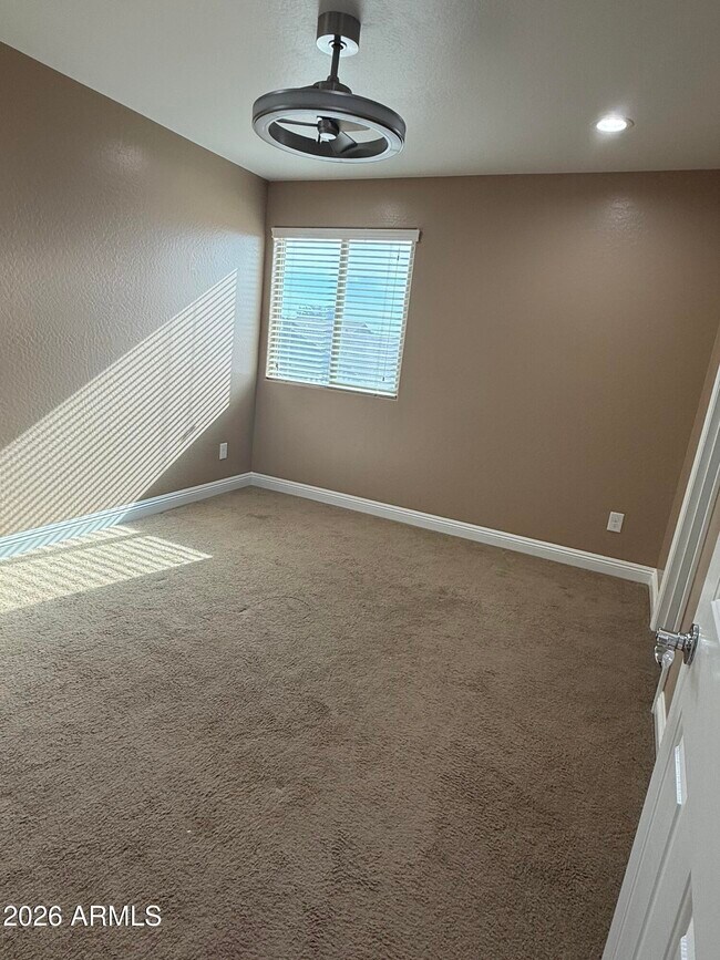 Building Photo - 10743 W Desert Elm Ln