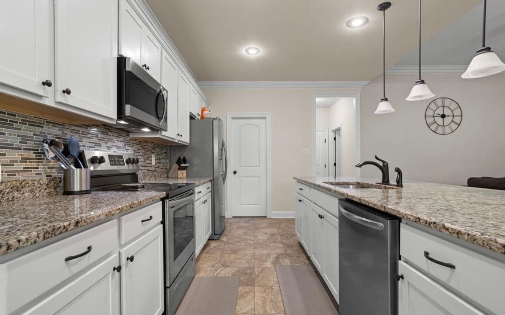 Building Photo - 11656 Brookstone Dr