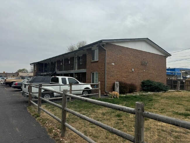 Building Photo - 4430 Holland St