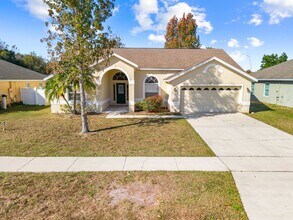 Building Photo - 4 Bedroom 3 Bath Home - Kissimmee ~ Southport Bay Community