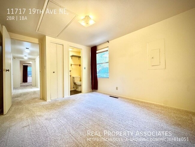 Building Photo - 11717 19th Ave NE
