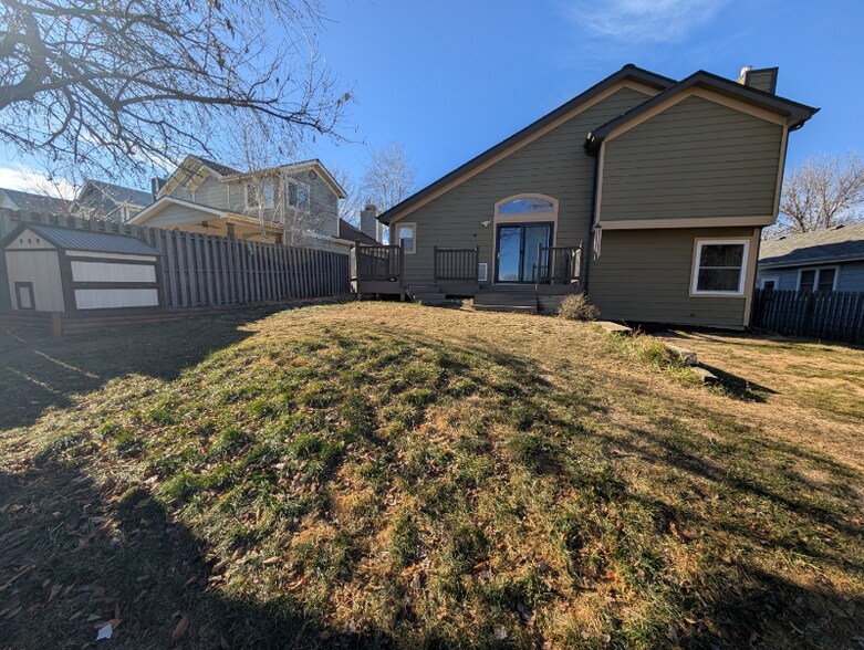 Building Photo - 4208 Stoneridge Dr