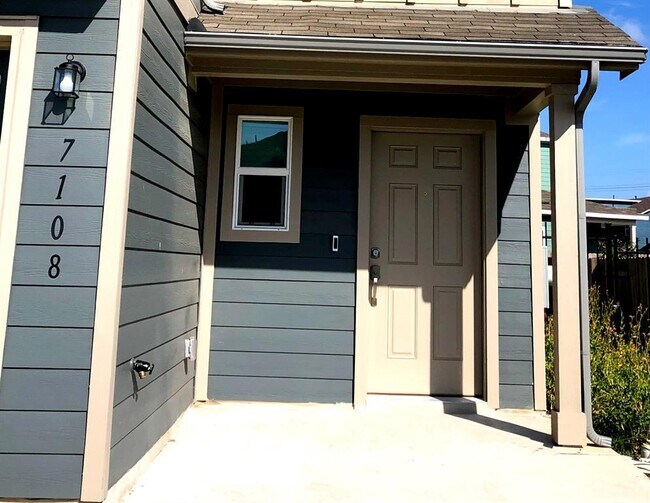 Building Photo - 7108 Spotted Leaf Wy