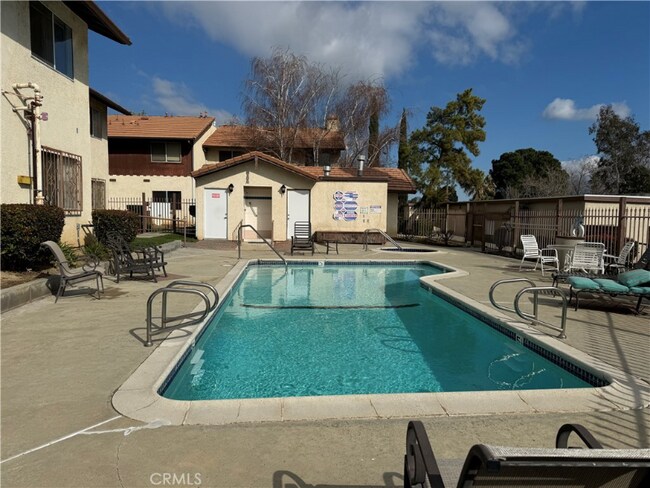 Building Photo - 3802 W Jacinto View Rd