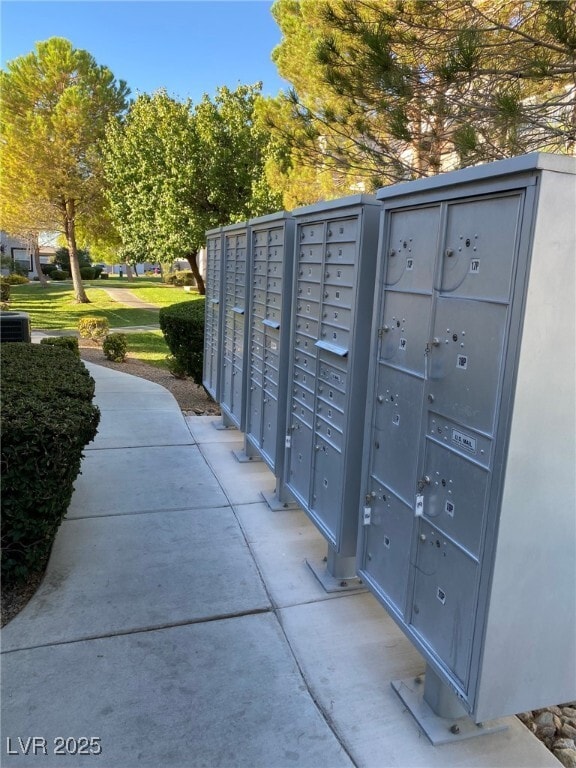 Building Photo - 7255 W Sunset Rd