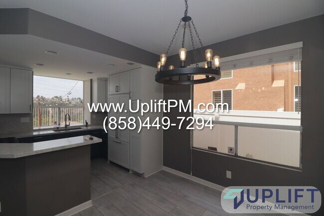 Building Photo - 1337 Serena Cir