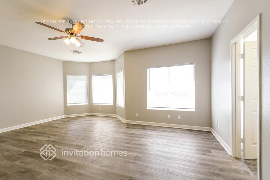 Building Photo - 3841 W Rushmore Dr