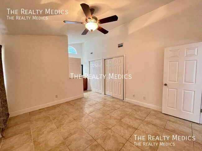 Building Photo - 7733 Fox Knoll Pl