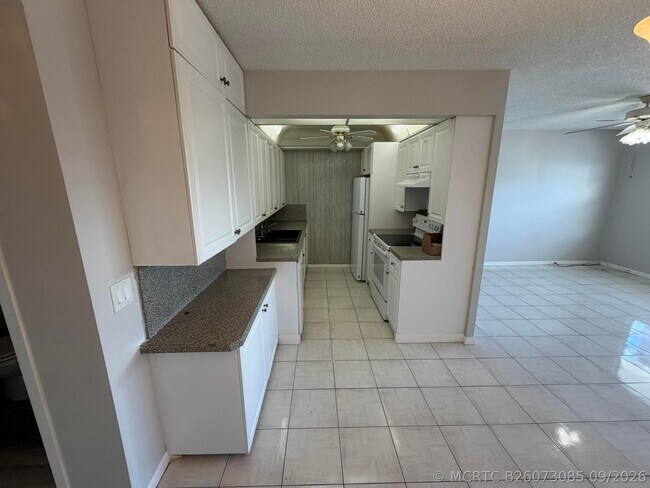 Building Photo - 4089 Wolverton E