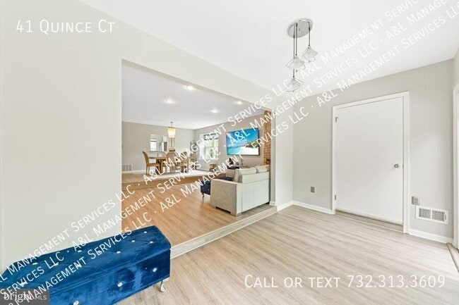 Building Photo - 41 Quince Ct