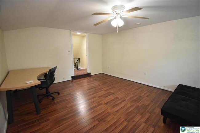 Building Photo - 401 Cattell St