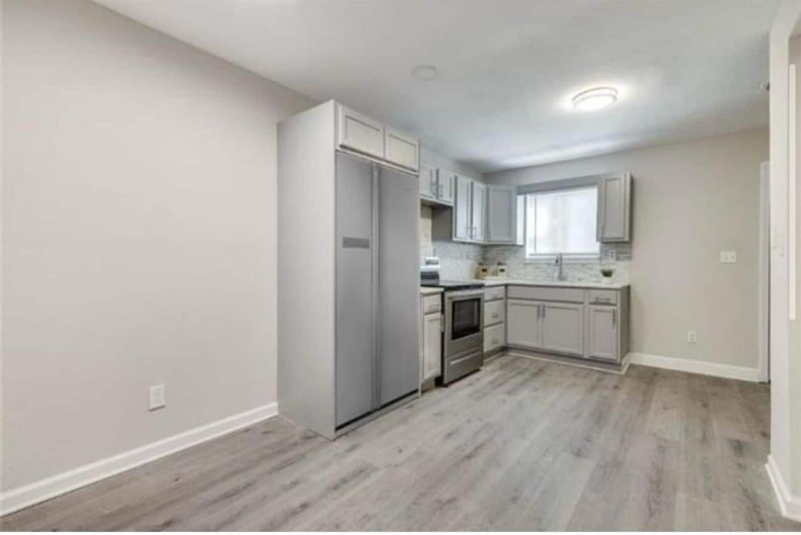 Building Photo - 1895 Dunlap Ave