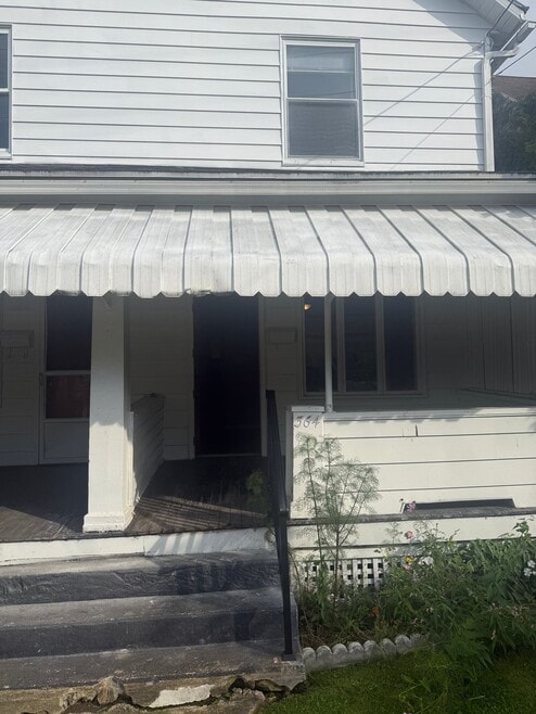 Building Photo - 364 Corrine Ave