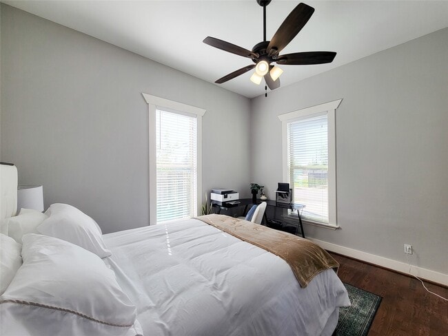 Building Photo - 2604 Cochran St