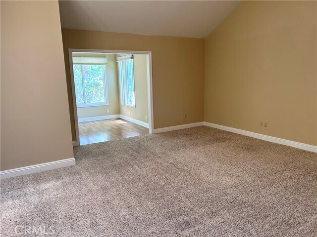 Building Photo - 9 Hillgrass