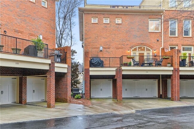 Building Photo - 1016 River Vista Drive