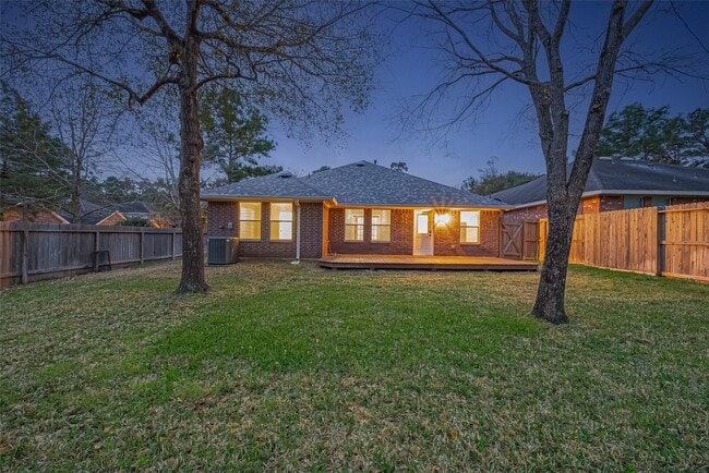 Building Photo - 2 Garden Lodge Pl