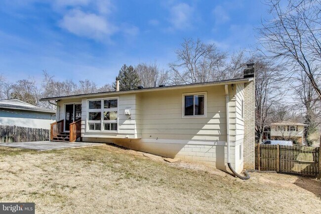 Building Photo - 14316 Woodcrest Dr
