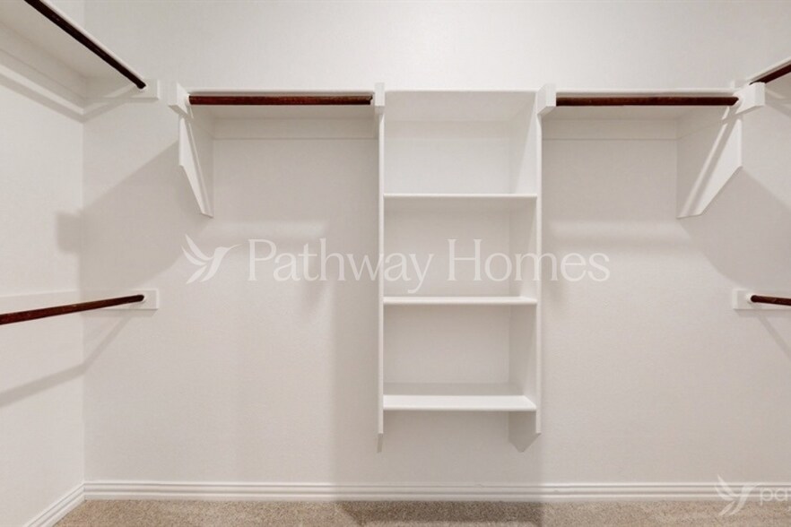 Building Photo - 944 Rusty Spur Ln