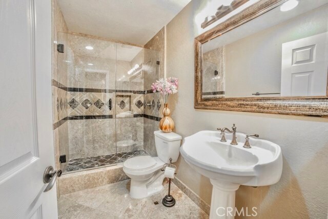 Building Photo - 23732 Hillhurst Dr
