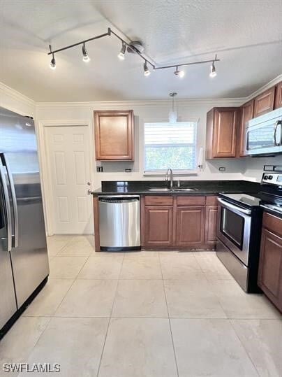 Building Photo - 824 96th Ave N