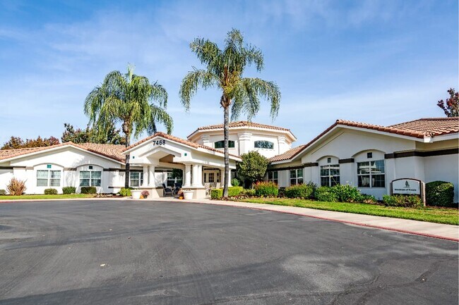 Primary Photo - Westmont of Fresno