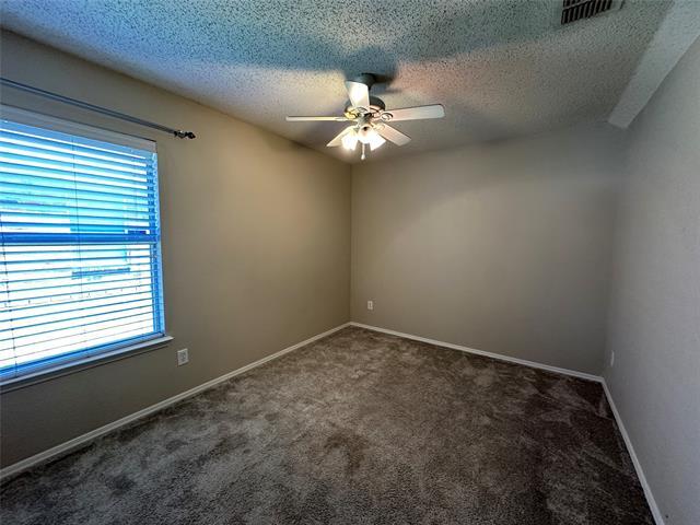Building Photo - 7201 Lazy Meadow Ln