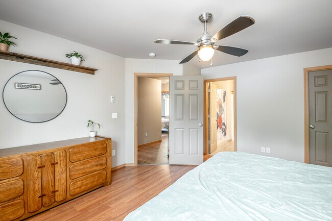 Building Photo - 15815 Yelm Terra Way SE