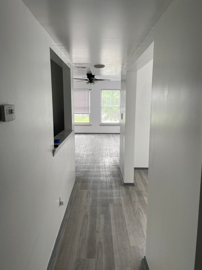 1st floor - 114 Front St