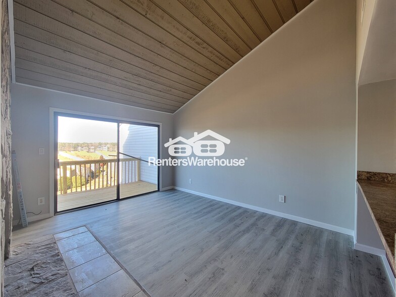 Building Photo - 269 Clearview Ct