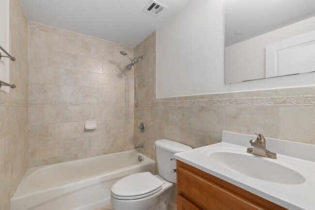 Building Photo - 4301 Park Ave