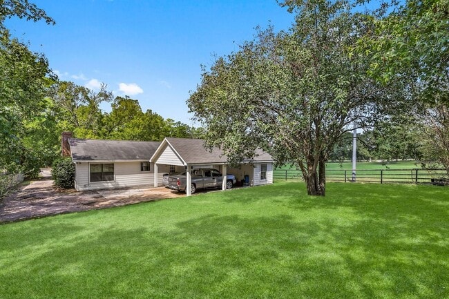 Building Photo - 19094 FM 2854 Rd