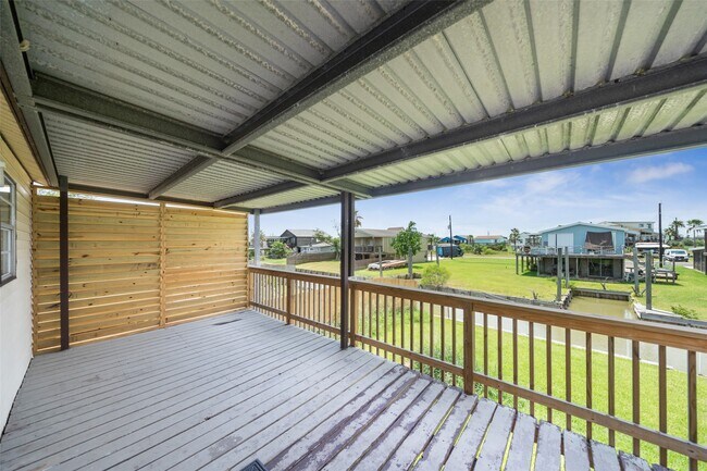 Building Photo - 7102 Terrasso Dr